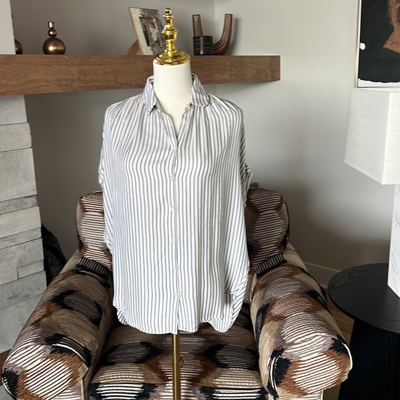 Madewell Central Dalton Blue Stripe Button Up Shirt - Picture 2 of 11